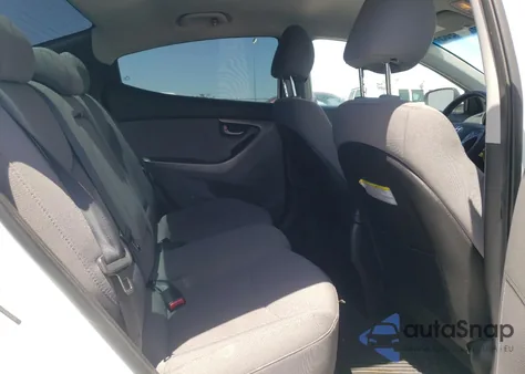 2016 Hyundai Elantra Se z USA, uszkodzony, nr VIN 5NPDH4AE9GH695281